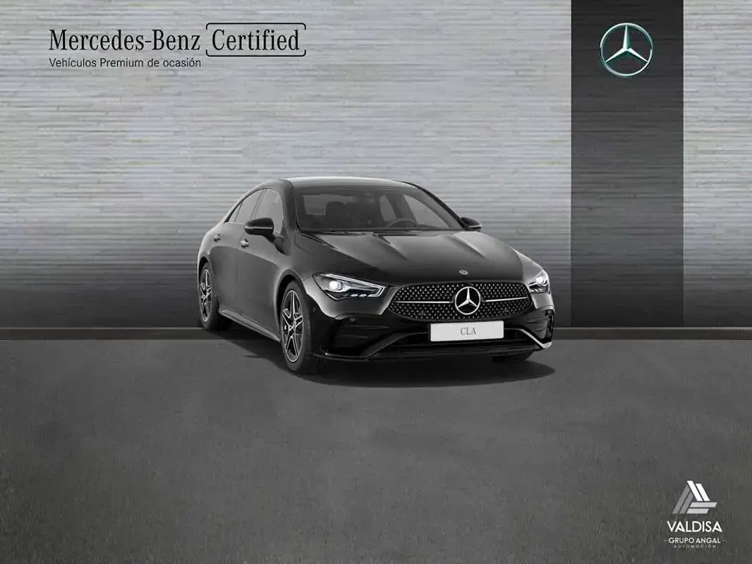 Usado Mercedes CLA200 163 CV (119 kW) 2025 Berlina