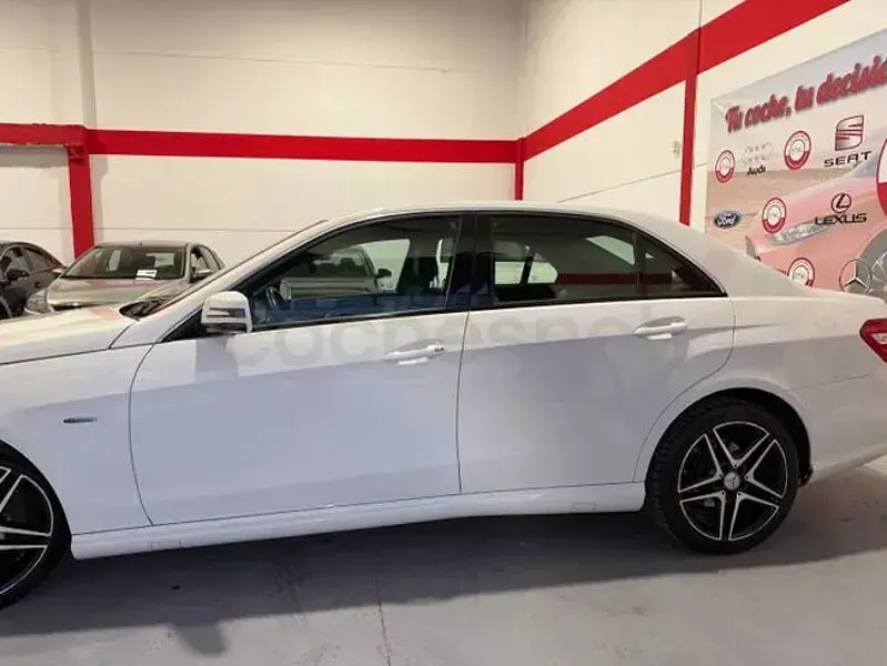 Usado Mercedes E350 265 CV (194 kW) 2010 Blanco Berlina