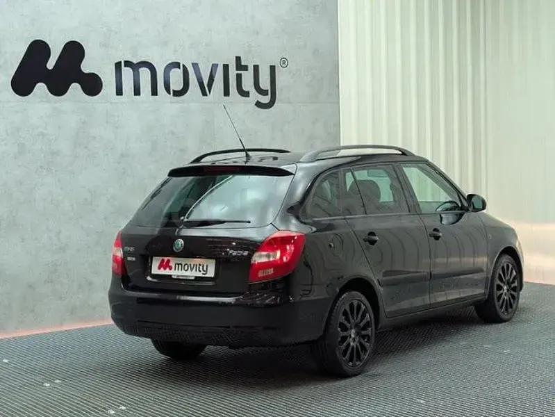 Usado Skoda Fabia Sport 105 CV (77 kW) 2011 Negro Familiar