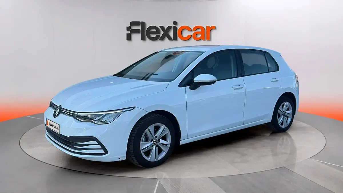 Usado VW Golf VIII Life 116 CV (85 kW) 2022 Blanco Berlina