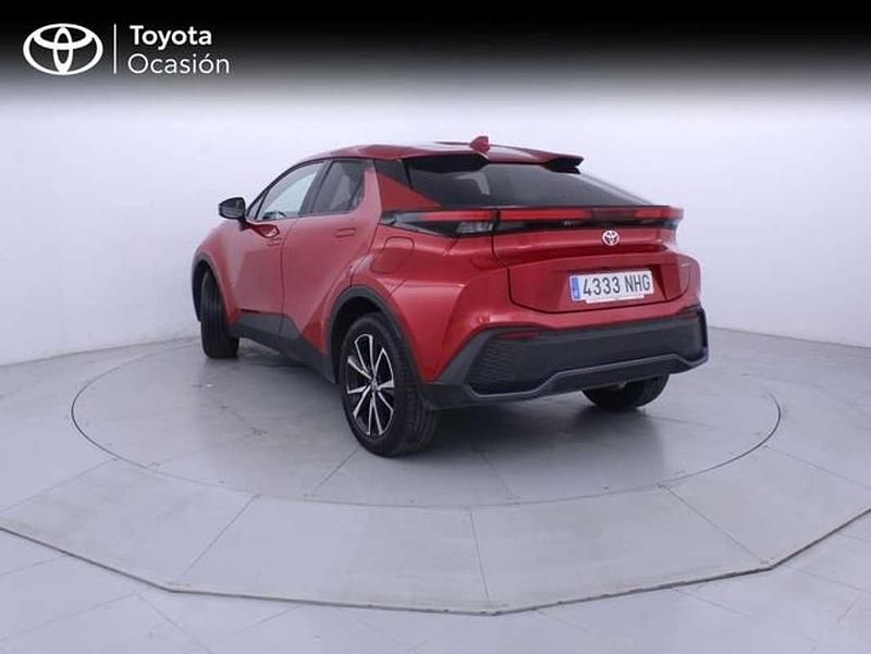 Usado Toyota C-HR Advance 223 CV (164 kW) 2025 Rojo SUV