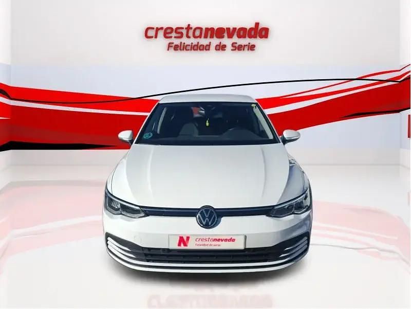 Usado VW Golf VIII Life 115 CV (84 kW) 2022 Blanco Berlina