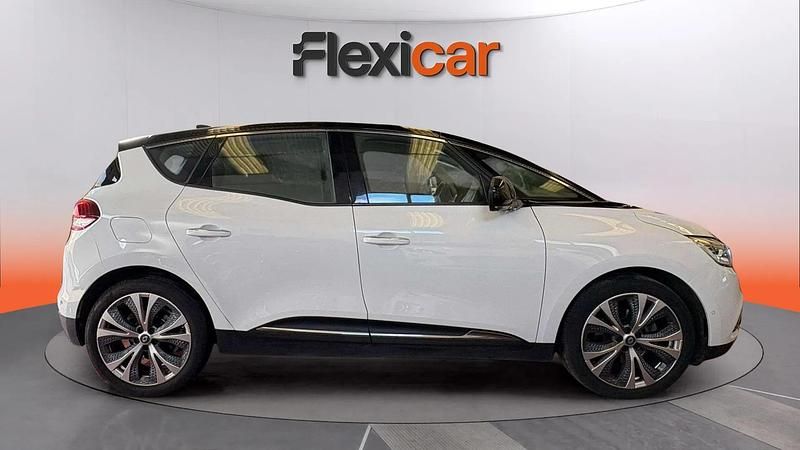 Usado Renault Scénic IV Edition One 131 CV (96 kW) 2017 Blanco Monovolumen