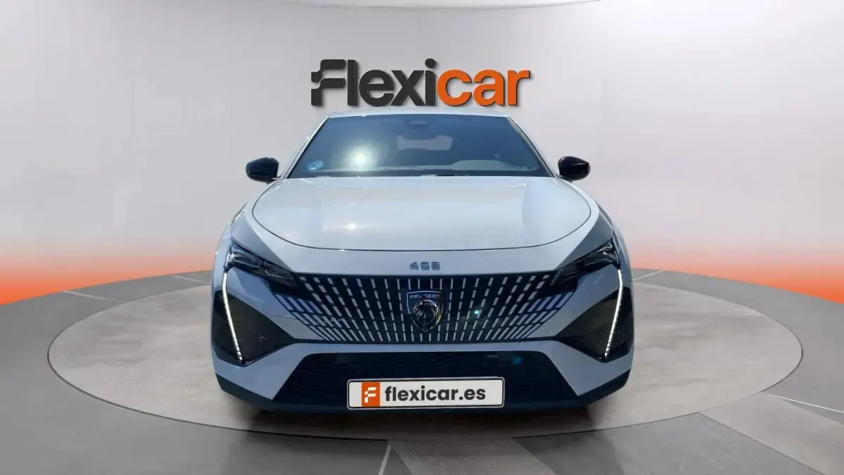 Usado Peugeot 408 Allure 226 CV (166 kW) 2024 Blanco SUV