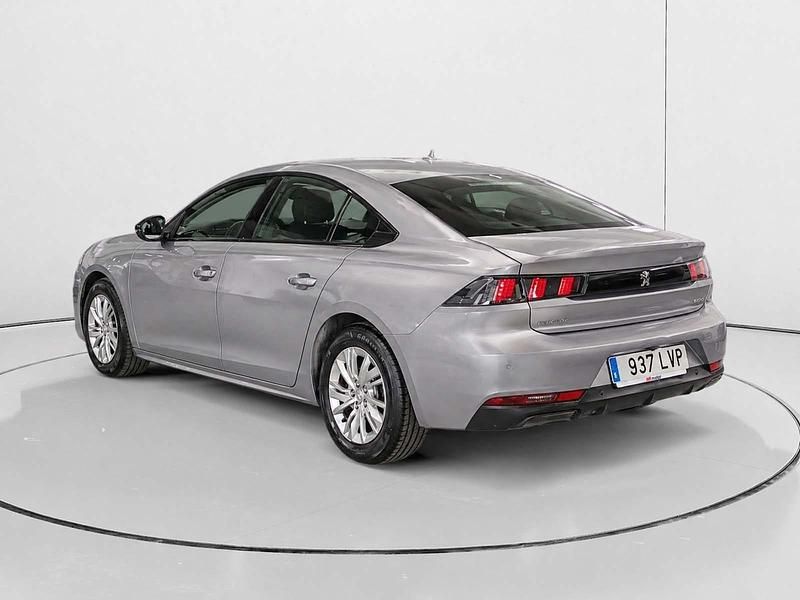 Usado Peugeot 508 Active 131 CV (96 kW) 2021 Gris Berlina