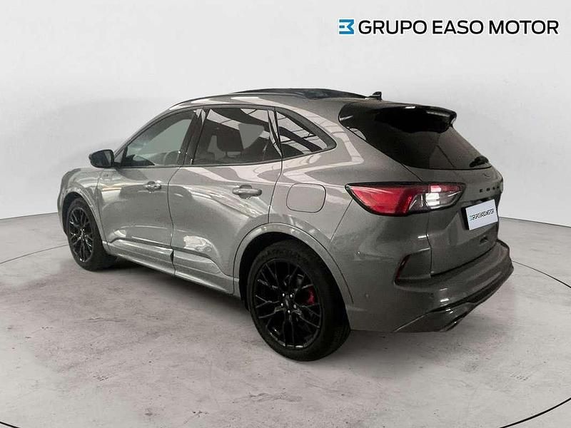 Usado Ford Kuga ST-Line 190 CV (139 kW) 2023 Plateado SUV