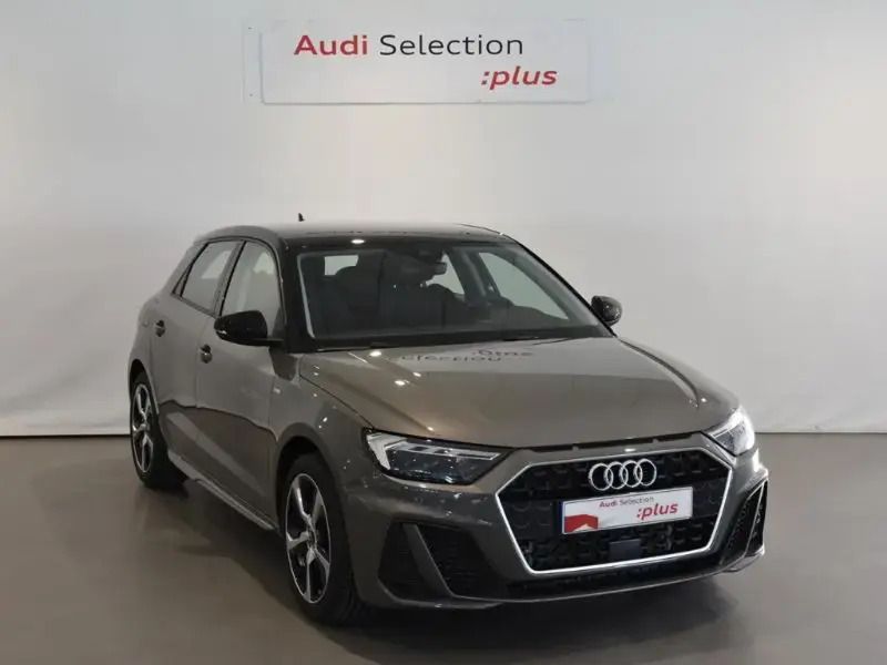 Gris/plata Nuevo 2024 Audi A1 Sportback Utilitario | 28.990 € (Precio justo) - Imagen 1/4
