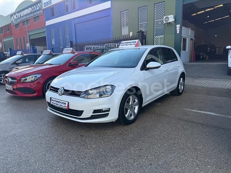 Usado VW Golf Edition 105 CV (77 kW) 2013 Blanco Berlina