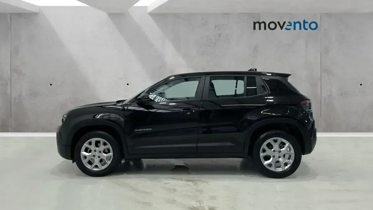 Usado Jeep Avenger Altitude 101 CV (74 kW) 2024 Negro SUV