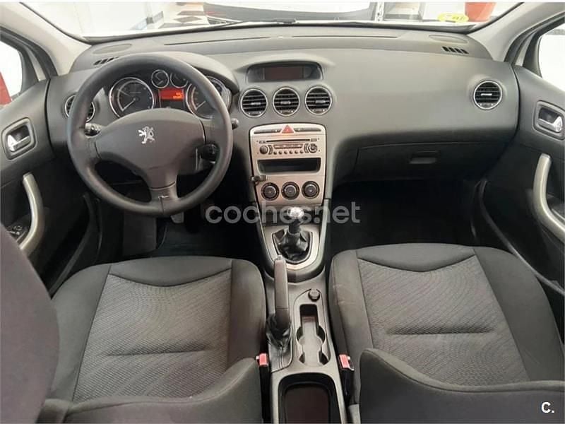 Usado Peugeot 308 90 CV (66 kW) 2010 Blanco Berlina