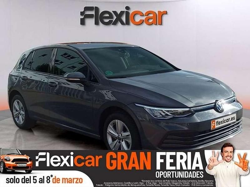 Usado VW Golf VIII Life 131 CV (96 kW) 2024 Gris Utilitario