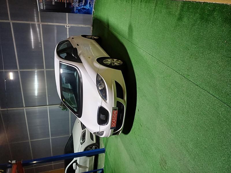 Usado Seat Altea Reference 105 CV (77 kW) 2007 Blanco