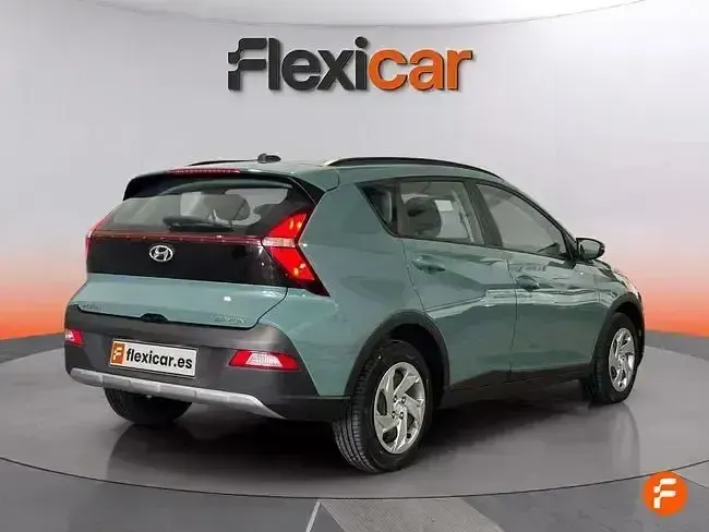 Usado Hyundai Bayon 84 CV (61 kW) 2021 Verde SUV