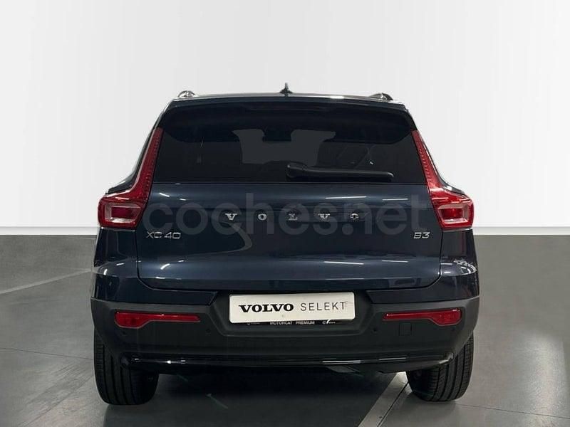 Nuevo Volvo XC40 Plus 163 CV (119 kW) 2025 Azul SUV