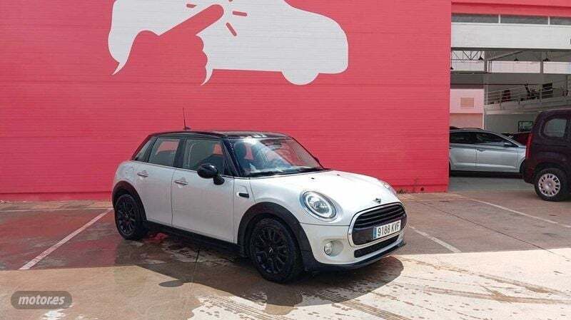 Blanco Usado 2019 Mini Cooper Utilitario | 20.450 € (Un poco caro) - Imagen 1/4