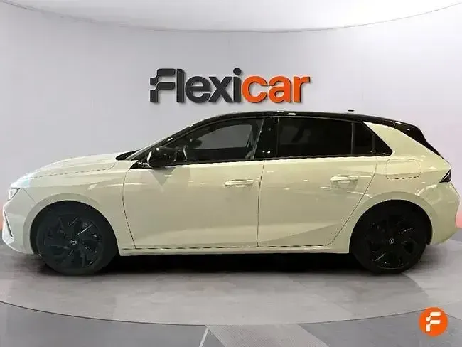 Usado Opel Astra GSe 224 CV (164 kW) 2023 Blanco Utilitario