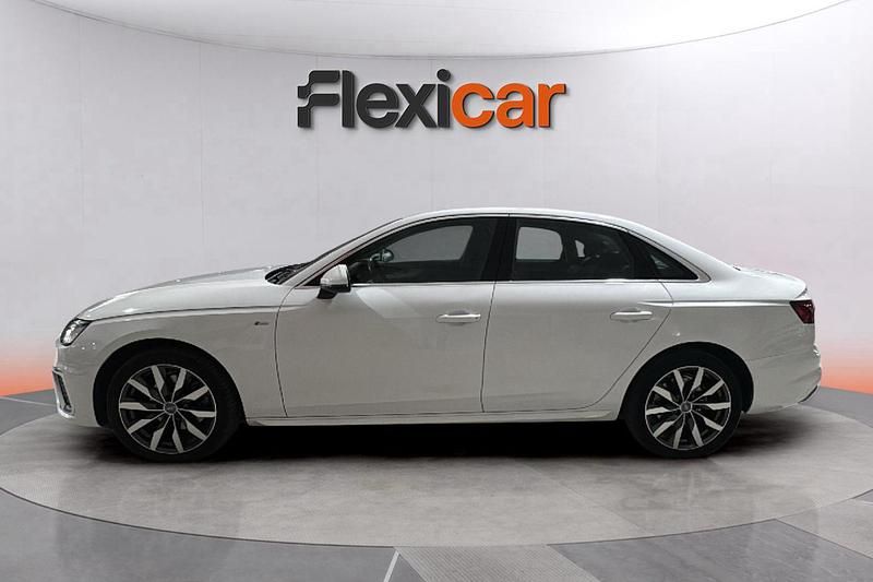 Usado Audi A4 S-Line 136 CV (100 kW) 2021 Blanco Familiar