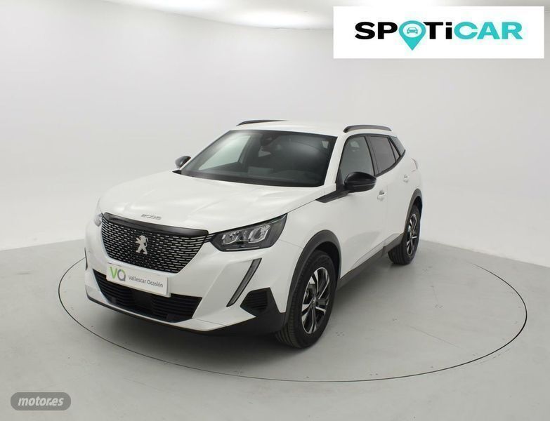 Plateado Usado 2023 Peugeot 2008 Allure SUV | 22.400 € (Caro) - Imagen 1/2