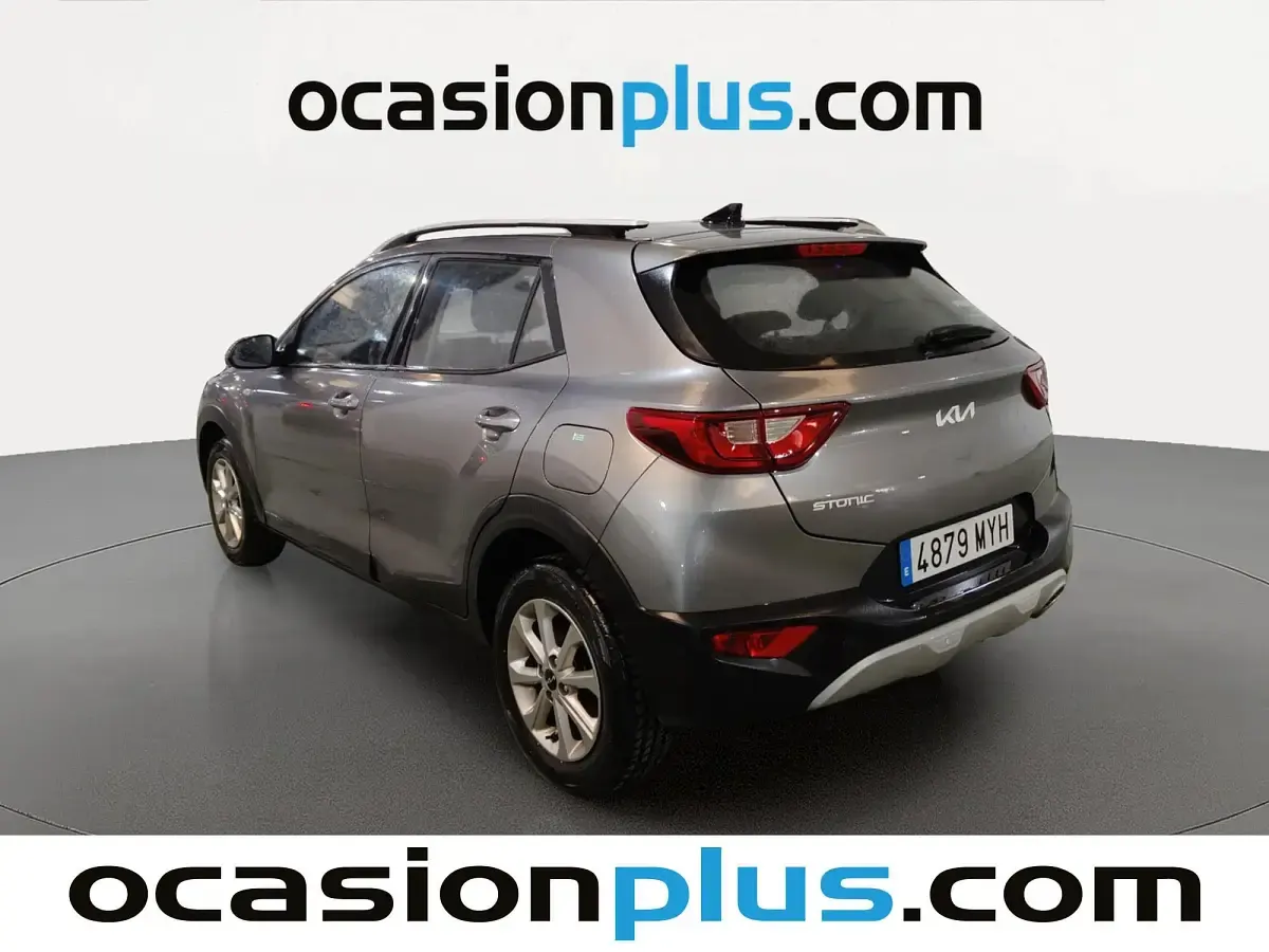 Usado Kia Stonic 79 CV (58 kW) 2025 Gris SUV
