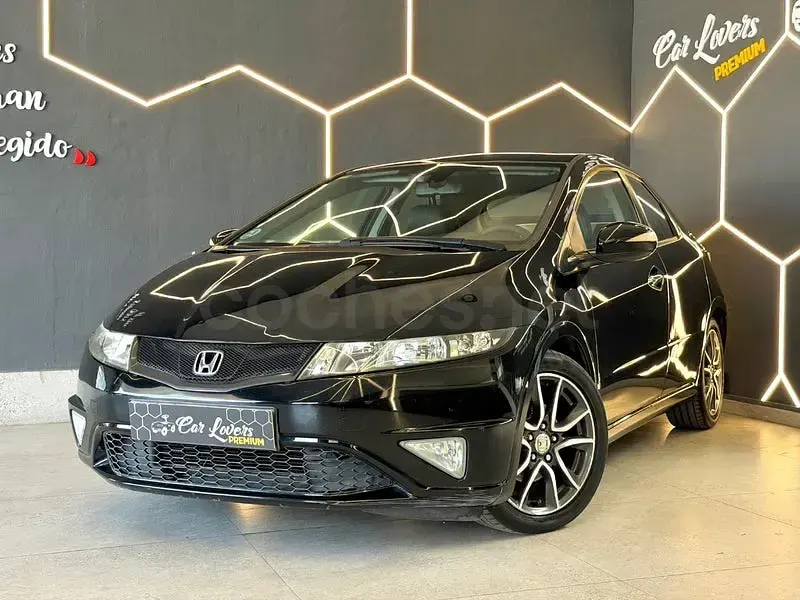 Usado Honda Civic Executive 140 CV (102 kW) 2012 Negro Berlina