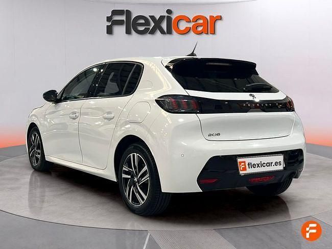Usado Peugeot 208 Allure 100 CV (73 kW) 2023 Blanco Utilitario