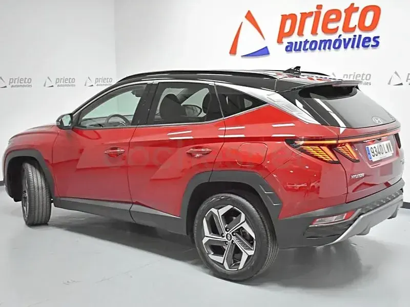 Usado Hyundai Tucson 230 CV (169 kW) 2022 Granate SUV
