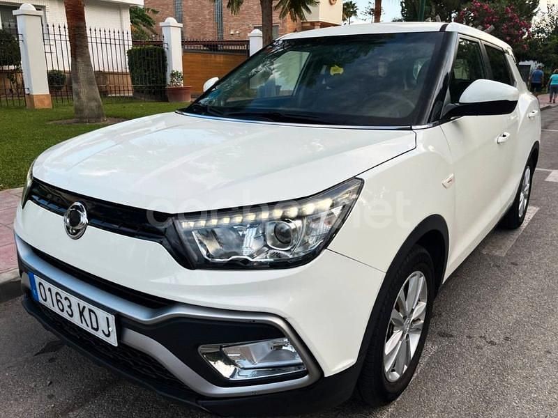 Blanco Usado 2017 Ssangyong XLV SUV | 7990 € (Un poco caro) - Imagen 1/4