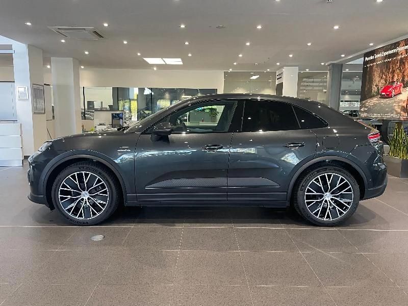 Używany Porsche Macan 300 kW (408 KM) 2024 Szary SUV