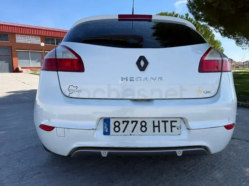 Usado Renault Mégane 110 CV (80 kW) 2013 Blanco Berlina