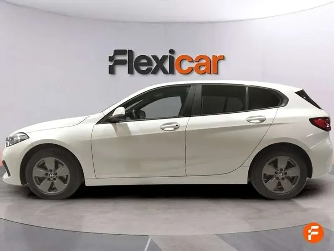 Usado BMW 116 116 CV (85 kW) 2021 Blanco Utilitario