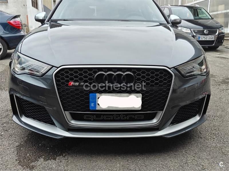 Usado Audi RS3 Sport 367 CV (269 kW) 2016 Gris / plata Berlina