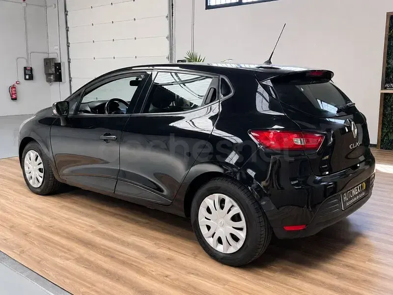 Usado Renault Clio IV Business 75 CV (55 kW) 2017 Negro Berlina