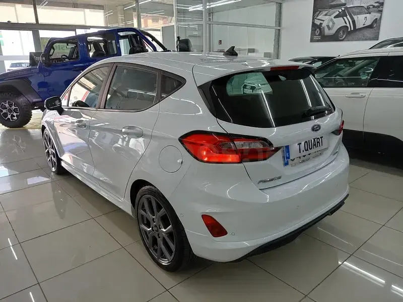 Usado Ford Fiesta ST-Line 125 CV (91 kW) 2023 Blanco Utilitario