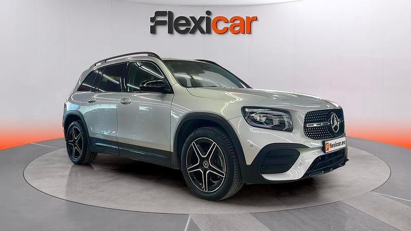 Usado Mercedes GLB200 150 CV (110 kW) 2024 Gris SUV