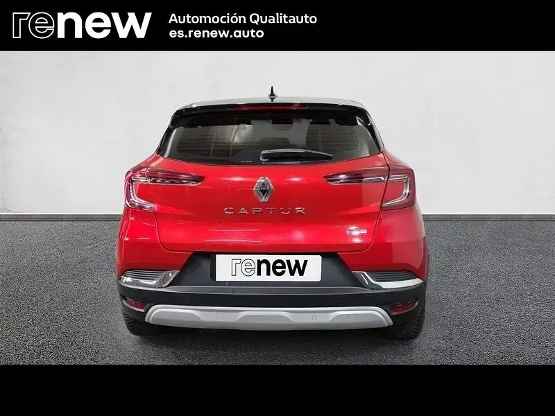 Usado Renault Captur Zen 140 CV (102 kW) 2021 Rojo SUV