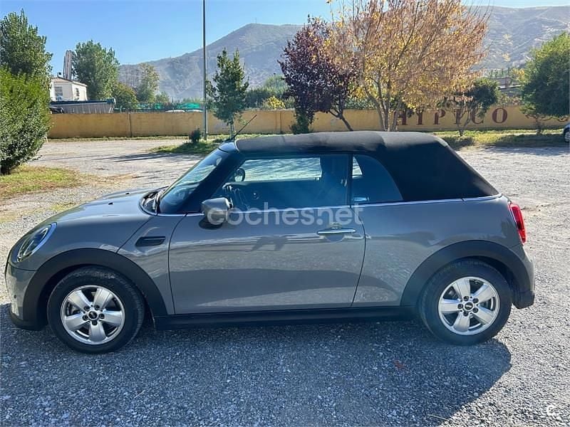 Usado Mini One Cabriolet 102 CV (75 kW) 2021 Gris / plata Descapotable