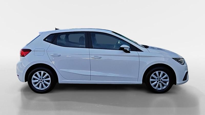 Usado Seat Ibiza Style 110 CV (80 kW) 2023 Blanco Berlina