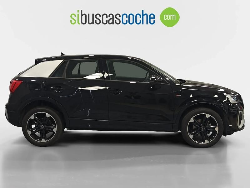 Usado Audi Q2 116 CV (85 kW) 2025 Negro SUV
