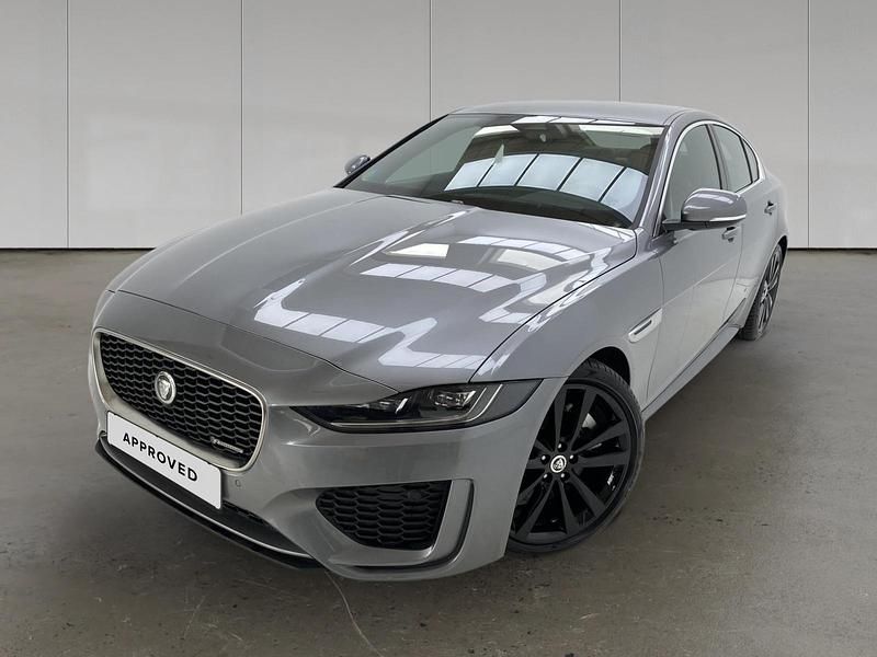 Eiger grey Usado 2024 Jaguar XE R-Dynamic Berlina | 40.158 € - Imagen 1/4