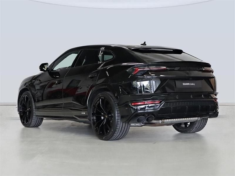 Usado Lamborghini Urus 666 CV (489 kW) 2023 Negro SUV