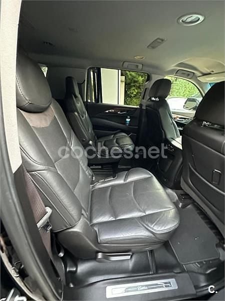 Usado Cadillac Escalade 409 CV (300 kW) 2011 Negro SUV