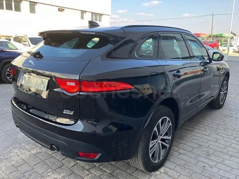 Usado Jaguar F-Pace R-Sport 240 CV (176 kW) 2018 Negro SUV