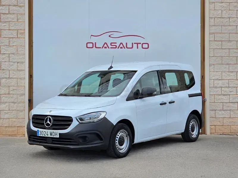 Usado Mercedes Citan 110 95 CV (69 kW) 2023 Blanco Familiar