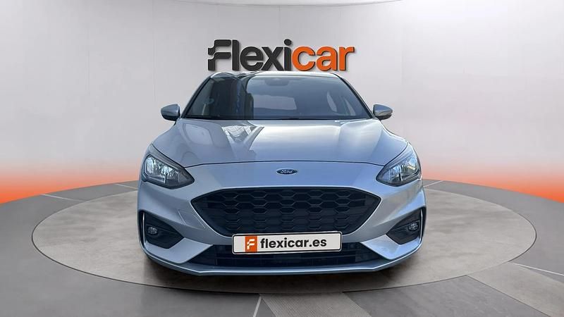Usado Ford Focus ST-Line 125 HP (91 kW) 2019 Cinzento Sedan