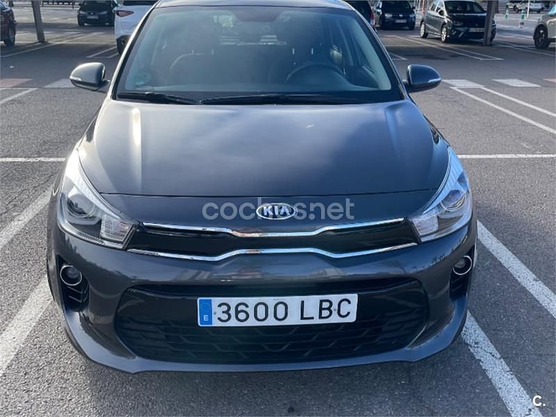 Gris / plata Usado 2019 Kia Rio Berlina | 11.900 € (Precio justo) - Imagen 1/4