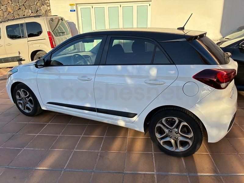 Usado Hyundai i20 GO! 100 CV (73 kW) 2019 Blanco Utilitario
