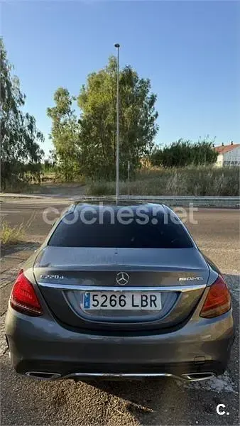 Usado Mercedes C220 194 CV (142 kW) 2021 Gris / plata Berlina