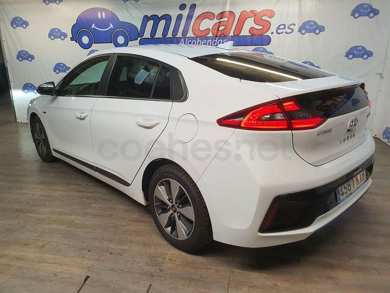 Usado Hyundai Ioniq Style 141 CV (103 kW) 2019 Blanco Utilitario
