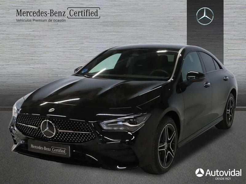 Usado Mercedes CLA250e 218 CV (160 kW) 2024 Negro Berlina