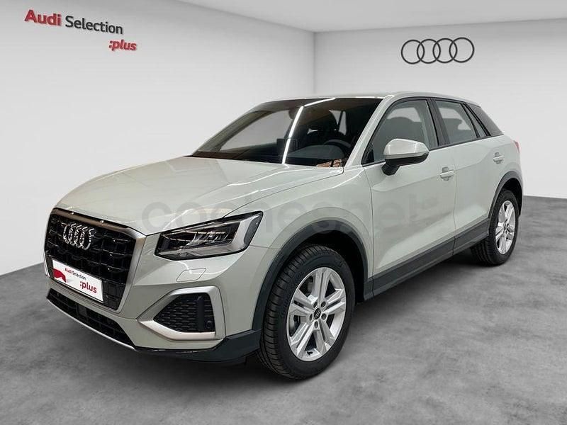 Usado Audi Q2 Advanced Plus 116 CV (85 kW) 2025 Gris / plata SUV